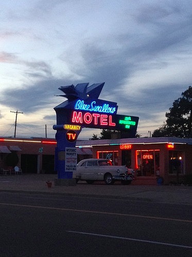 blue swallow motel route 66 budget guide